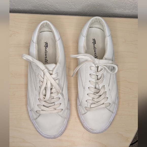 Madewell Shoes - Madewell White Leather Lace-Up Sneakers